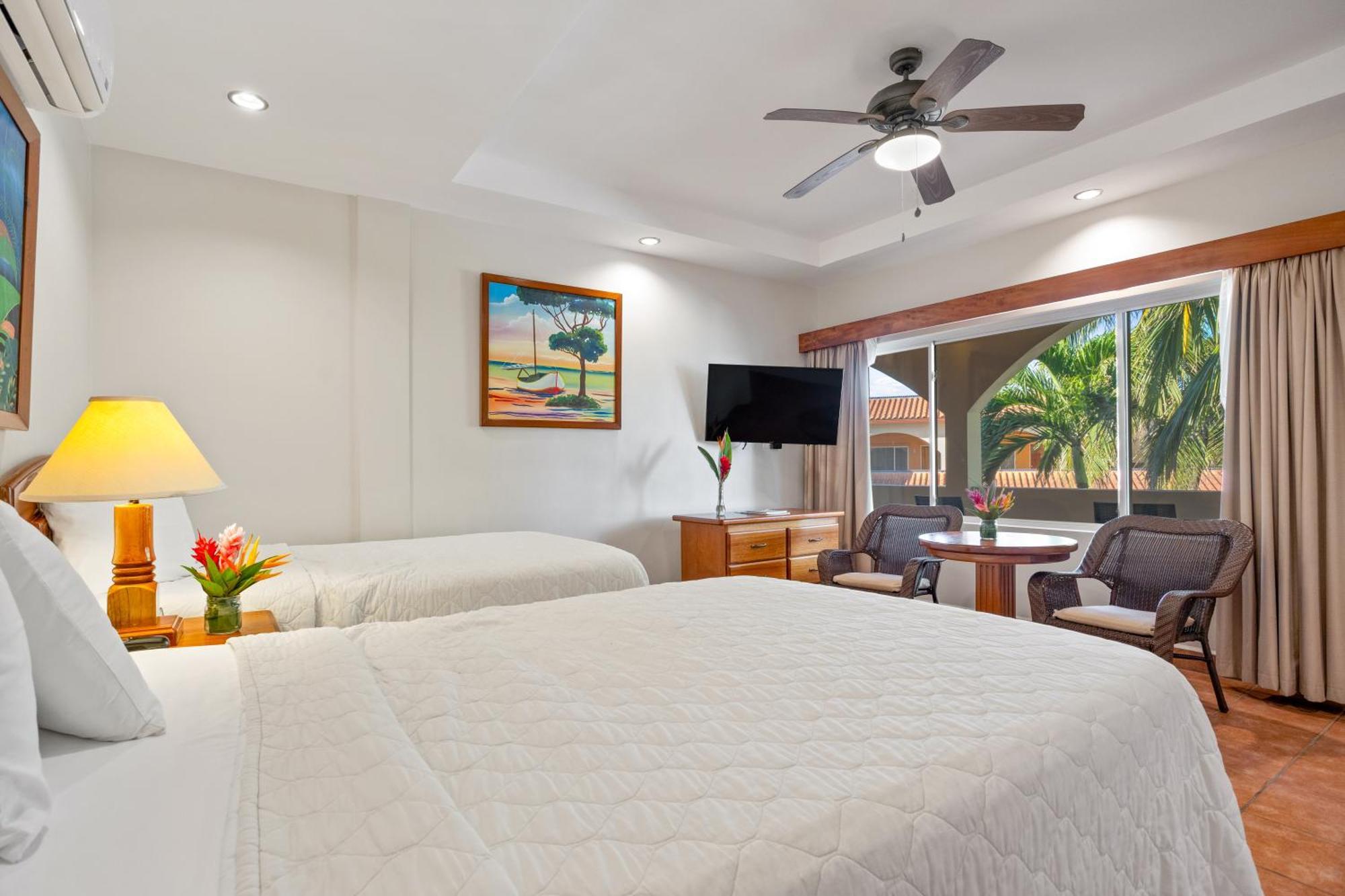 Sunbreeze Hotel San Pedro  Bagian luar foto